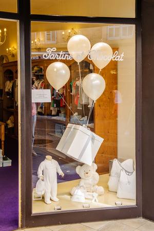 AIX-EN-PROVENCE, FRANCE - JUL 17, 2014: Tartine et Chocolate kids fashion store in the center of Aix city on a summer day on 10 rue d'Italieのeditorial素材