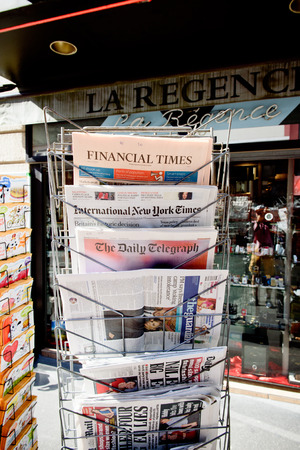 STRASBOURG, FRANCE - JUN 24, 2016: International New York Times, Financial Times, The Daily Telegraph, The Guardian and other major newspapers headline titles at press kiosk about the Brexit referendum in United Kingdom which has decidedthe country wishesのeditorial素材