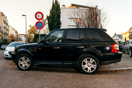 STRASBOURG, FRANCE - NOV 29, 2016: Land Rover beautiful SUV luxury english car parked in French city streetのeditorial素材