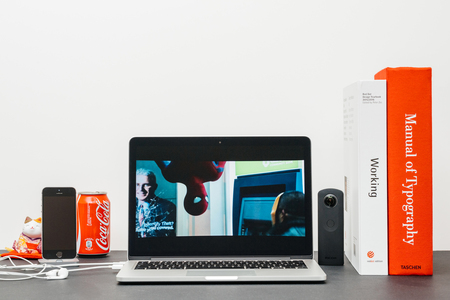 PARIS, FRANCE - SEP 13, 2017: Minimalist creative room with Safari Browser open on MacBook Pro laptop showcasing Apple Keynote website with  presenting theのeditorial素材