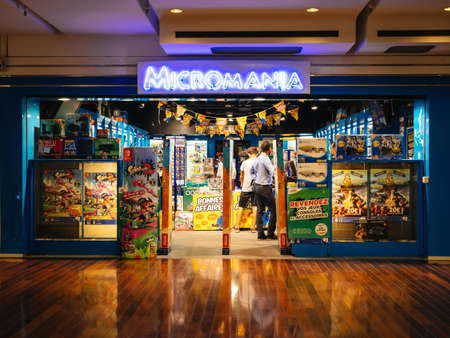 Paris, France - Jul 27, 2017: Customers shopping inside Micromania the major video game retail company in Franceのeditorial素材