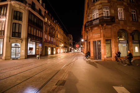 Strasbourg, France - Mar 17, 2020: Closed Hermes store and empty street as the city imposes emergency measures to combat the Coronavirus COVID-19 outbreak. Emmanuel Macron announced that France starts a nationwide lockdown on MArch 17 at noon. The Coronavのeditorial素材