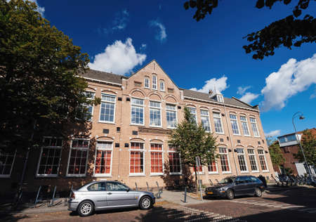 Facade of Lager onderwijs school nr 1 on Haarlem Tetterodestraat 66のeditorial素材