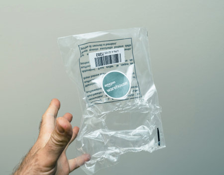 Efficient package tracking in amazon warehouse