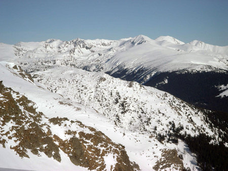 Winter and snow landscape with Godeanu Mountains, Charpatians Mountains in Romaniaの写真素材