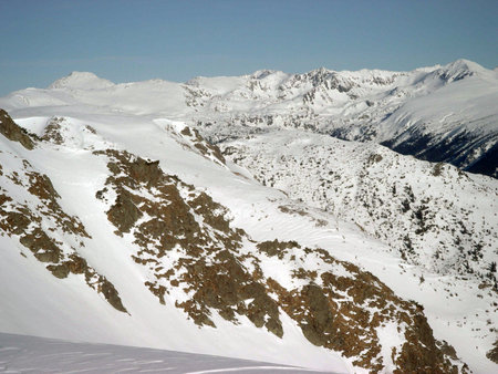 Winter and snow landscape with Godeanu Mountains, Charpatians Mountains in Romaniaの写真素材