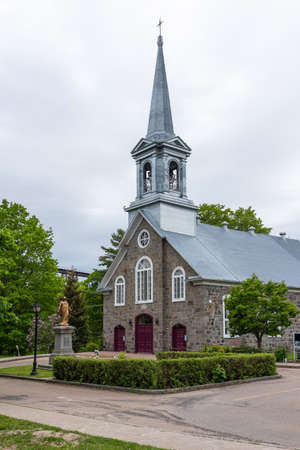 Cap-Rouge, Quebec City, Quebec, Canada - 30 May 2021 - Saint-Felix catholic church of the district of Cap-Rouge in the city of Quebec.のeditorial素材