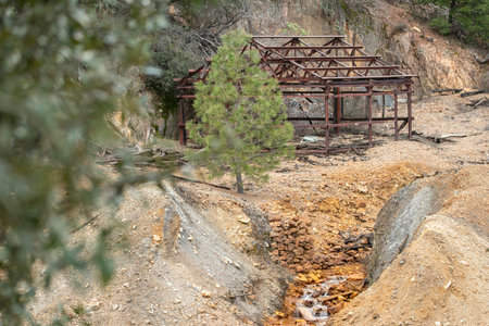 Decaying structures of an abandoned mine in Northern Californiaの写真素材
