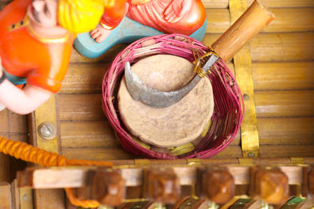 Traditional Indian wooden bull cart and indian mealの写真素材