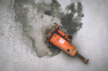 Dirty old car jack,backgruondの写真素材