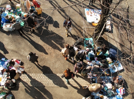 HARAJUKU,TOKYO - DECEMBER 16, 2012 - Shoppers come to flea market at Yoyogi Park in Harajuku. It is the monthly flea market in the city of fashion Harajuku.のeditorial素材