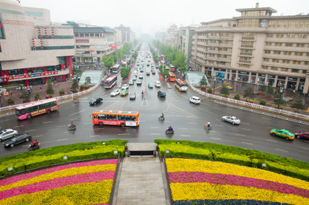 XIAN, CHINA - May 2, 2012 : Daily traffic in the historically rich city seen from the Bell Towerのeditorial素材