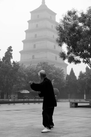 Tai Chi - Xian - Chinaの写真素材