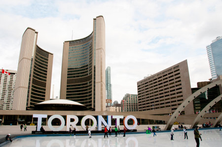 Nathan Phillips Square - Toronto - Canadaのeditorial素材
