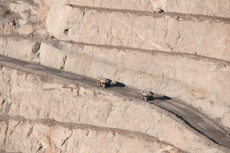 Dump Trucks in Super Pit - Kalgoorlie - Australiaの写真素材