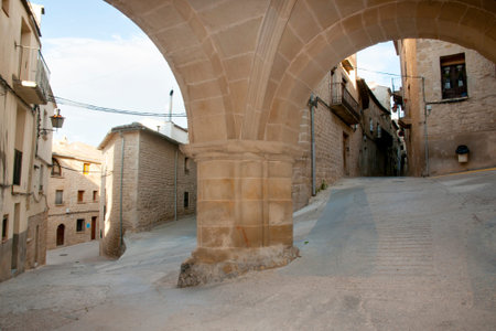 Arch Passage - Calaceite - Spainの写真素材