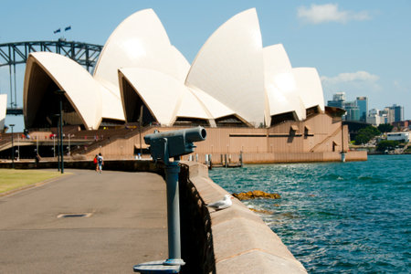 SYDNEY, AUSTRALIA - December 12, 2016: The Sydney Opera House seen from Farm Coveのeditorial素材