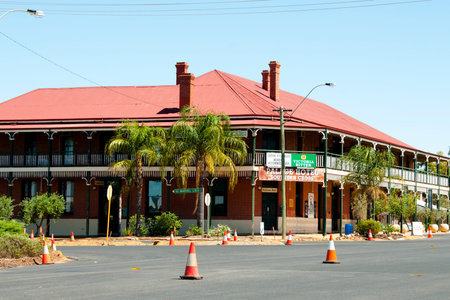 SOUTHERN CROSS, AUSTRALIA - March 8, 2018: Iconic Palace Hotel built in 1892 with a traditional Federation style pubのeditorial素材
