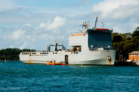 SYDNEY, AUSTRALIA - April 4, 2018: Dock landing ship HMAS Choules (L100) at Fleet Base in East Sydney Harbourのeditorial素材