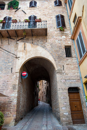 Cobblestone Pedestrian Alley in Spello - Italyの写真素材