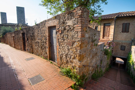 Pedestrian Alley - San Gimignano - Italyの写真素材