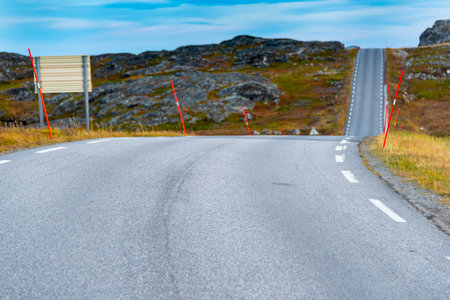 County Road fv 355 to Bugoynes - Norwayの写真素材