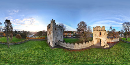 A 360o photo of the ruins of the medieval Monkstown castle in Dublin, Irelandの写真素材