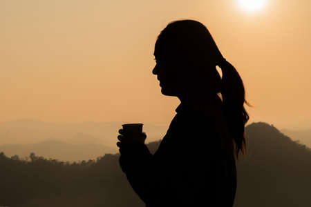beautiful and happy girl background, daisy girl, happy girl at nature, Enjoyable life in natureの写真素材