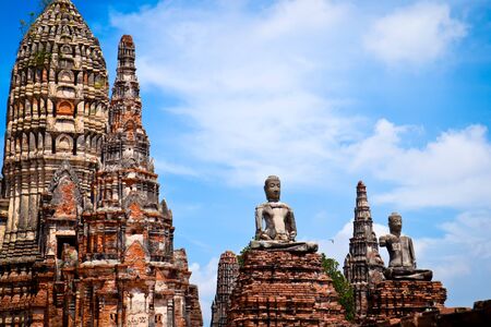 The Buddha statue and ancient remains in the Thailandの写真素材