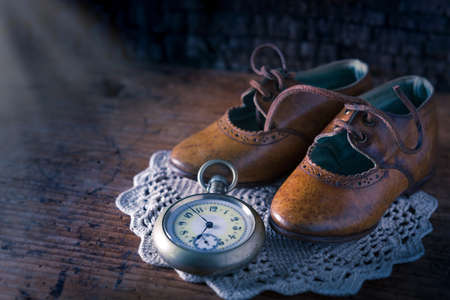 it's time to get upの写真素材