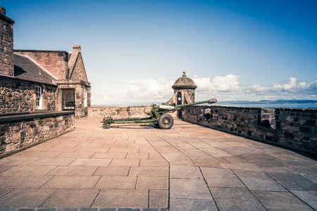 Edinburgh - Scotland - Piece of artillery at the Royal Castleのeditorial素材