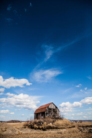 Old Abandoned Rusty Old barn in the Middle of nowhere !の写真素材