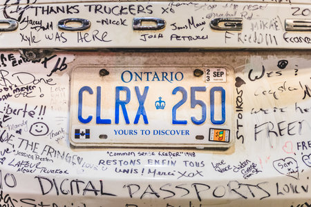 Ottawa, Ontario, Canada - February 10, 2022. Freedom Convoy Protest in Ottawa. People Signing and Writing Motivation and Thank you Messages on Cars and Trucks.のeditorial素材