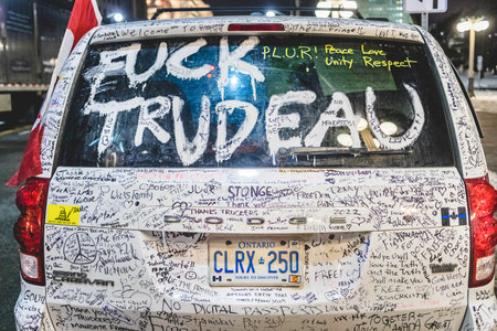 Ottawa, Ontario, Canada - February 10, 2022. Freedom Convoy Protest in Ottawa. People Signing and Writing Motivation and Thank you Messages on Cars and Trucks.のeditorial素材