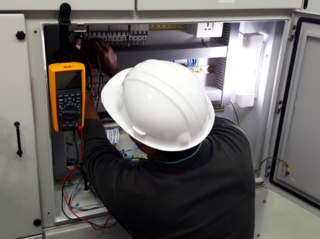 Potential Transformer Loop Check : PT Secondary Voltage Measurement