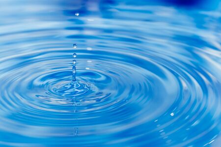 Water drop close upの写真素材