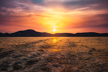 beautiful sunset at koh sri-chong thailandの写真素材