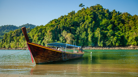 Sunrise national park Laem Son (Bang Ben Beach)のeditorial素材