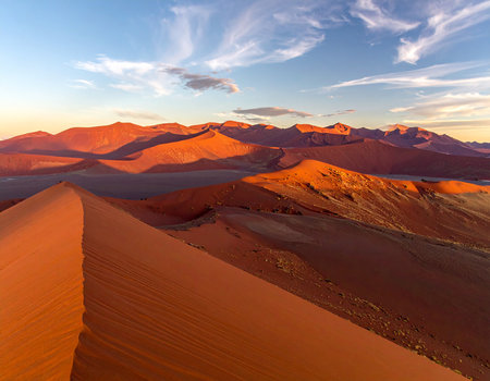 Sunset over Sossusvlei, Namib Naukluft National Park, Namibiaの素材