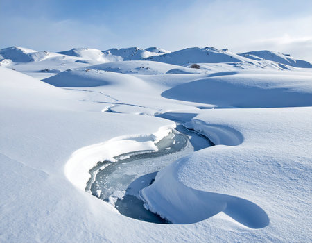 Mountain lake in the Alps in winter, Bavaria, Germanyの素材