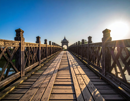 Old wooden bridge in Ubein Bridge, Mandalay, Myanmarの素材