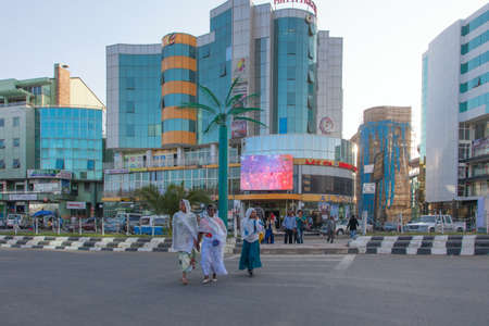 ETHIOPIA ADDIS ABABA,DECEMBER 09,2013. People on the street in Addis Ababa Decemder 09,2013.のeditorial素材