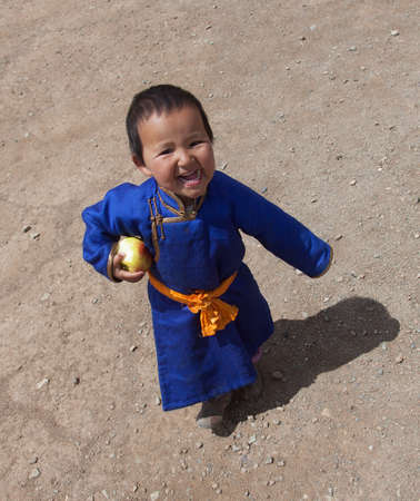 Mongolian boy in traditional national dressのeditorial素材