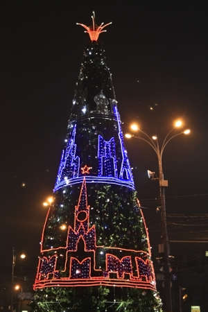 Christmas tree on the street in Moscow.のeditorial素材