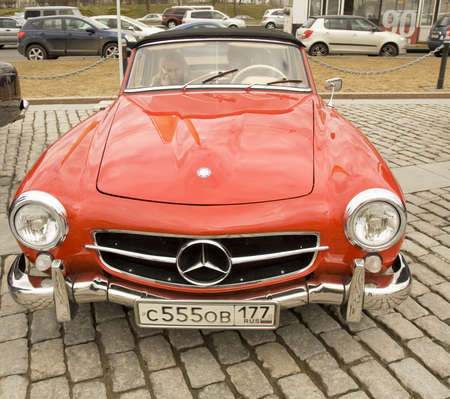 MOSCOW ï¿½ APRIL 21: retro car mercedes benz on rally of classical cars on Poklonnaya hill,  April 21, 2013, in town Moscow, Russia.のeditorial素材