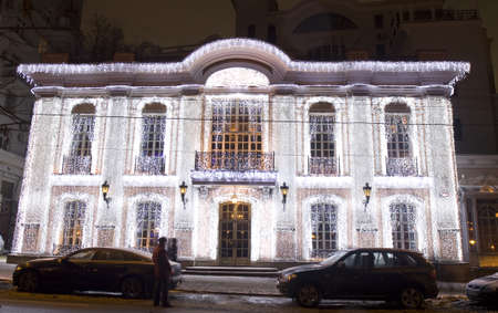 MOSCOW - JANUARY 06: house in Christmas decoration, January 06, 2013, in town Moscow, Russia.のeditorial素材