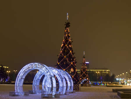 ST. PETERSBURG - DECEMBER 25, 2012: Christmas - New Year tree on Moskovskaya square, December 25, 2012, in town St. Petersburg, Russia.のeditorial素材