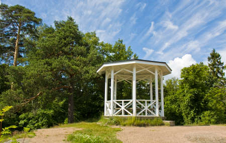 Park near kings palace in town Gatchina in surroundings of St. Petersburg in Russia.
の写真素材