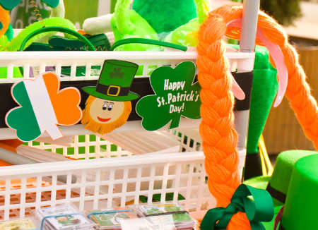 MOSCOW - MARCH 15, 2014: Sale of souvenirs in Irish holiday St. Patricks day  in Moscow.のeditorial素材