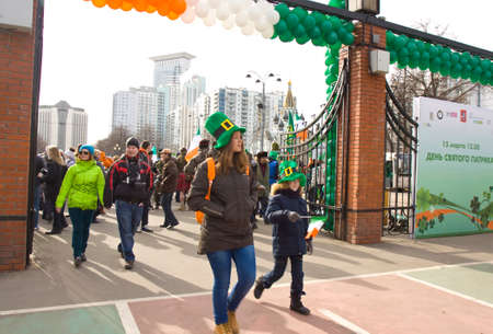 MOSCOW - MARCH 15, 2014: Parade in Irish holiday St. Patricks day  in Moscow.のeditorial素材